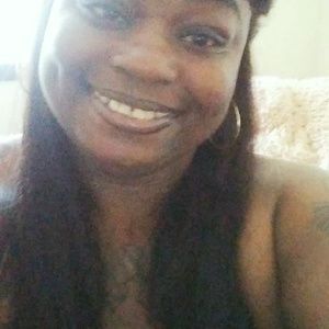 Meet your Posher, Loretta